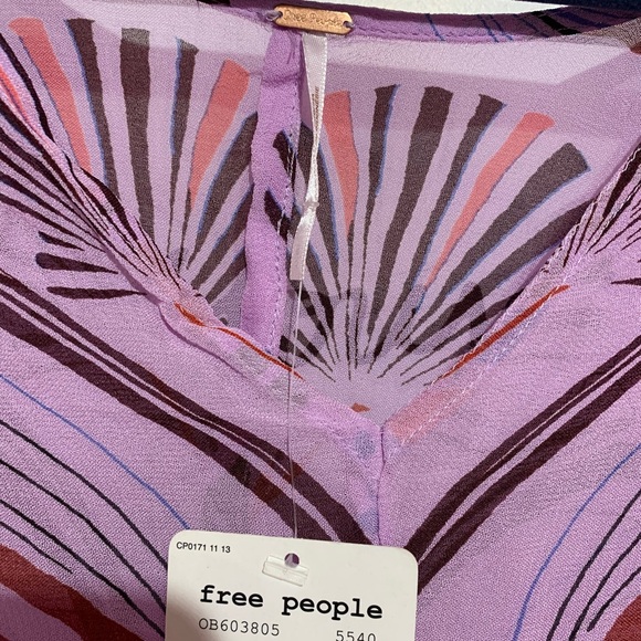 Free People oversized top. Size small - Picture 8 of 8